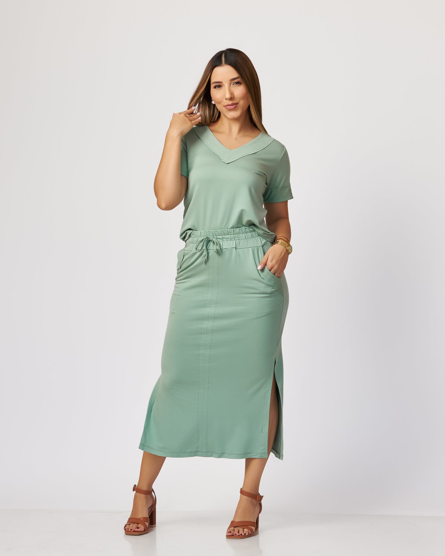 Set de falda Midi y blusa V